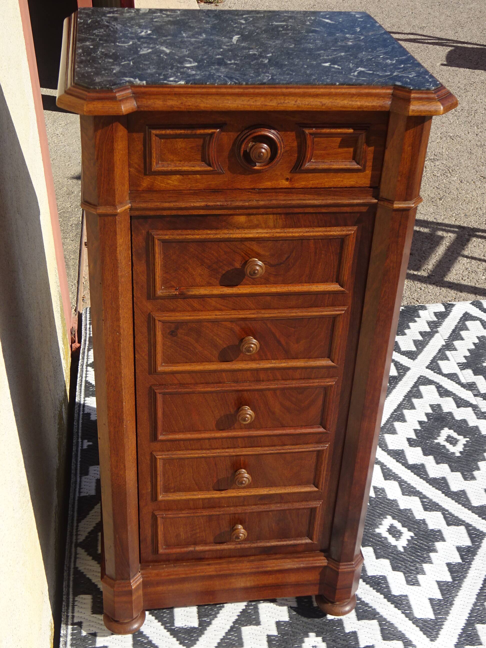 Nightstand with false drawers in walnut and marble, Louis Philippe