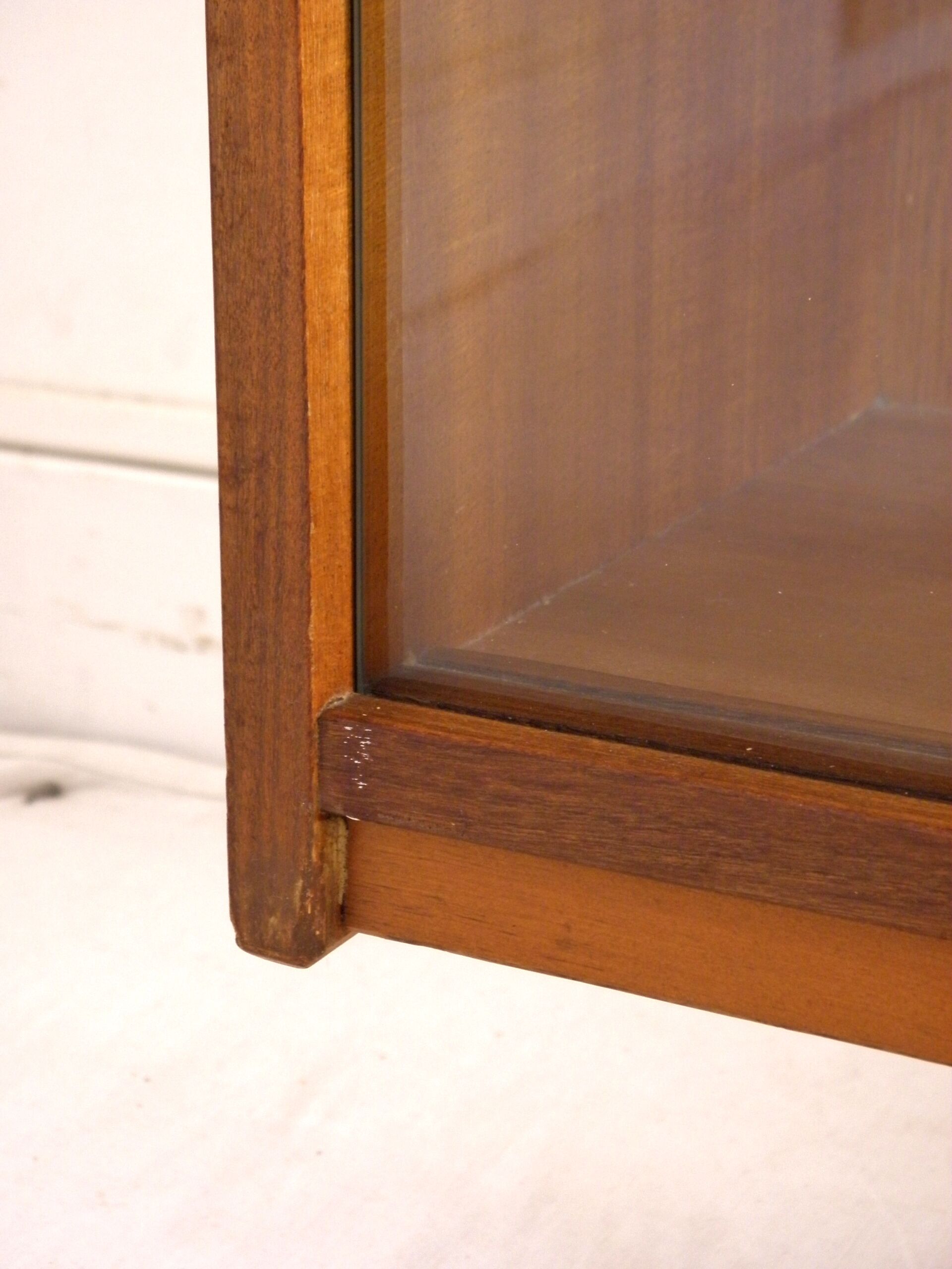 Low library, 1960s teak display case