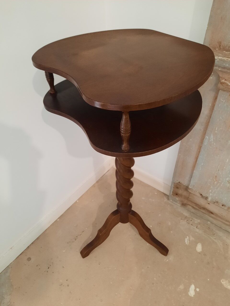 Vintage pedestal table