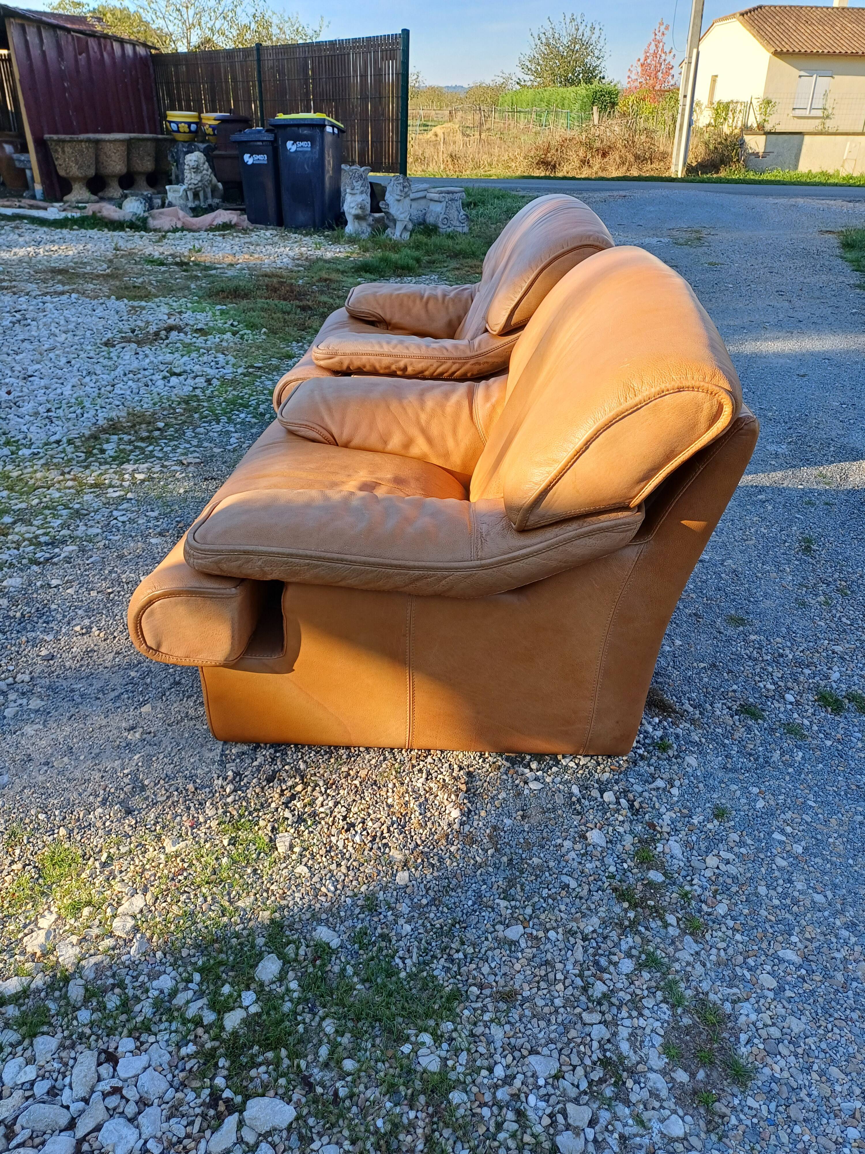 Paire de Fauteuils Vintage en Skai Marron Clair