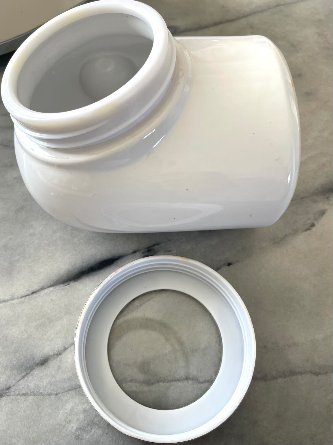 Space age sugar pot