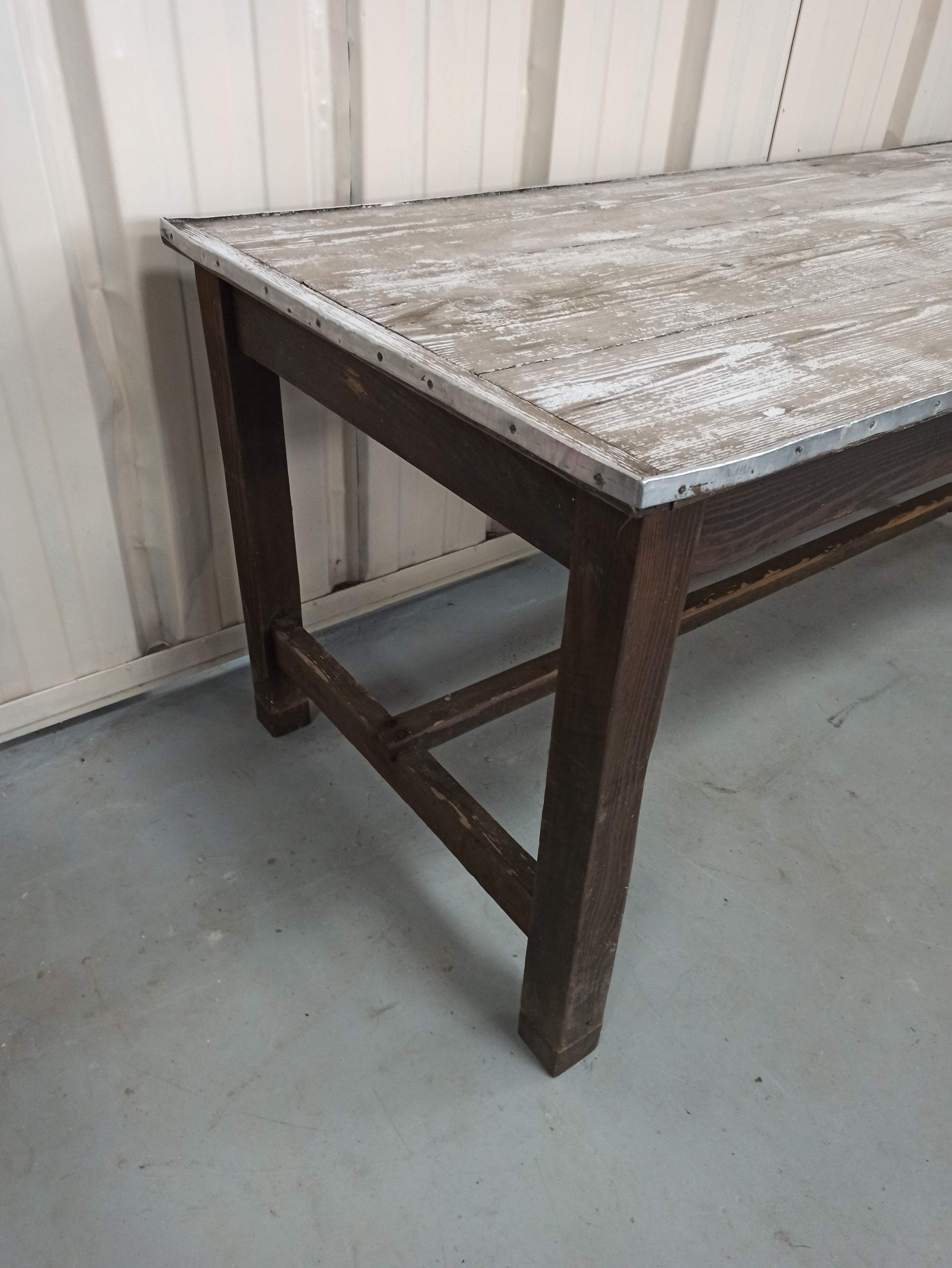 181 cm - Patinated spacer farm table