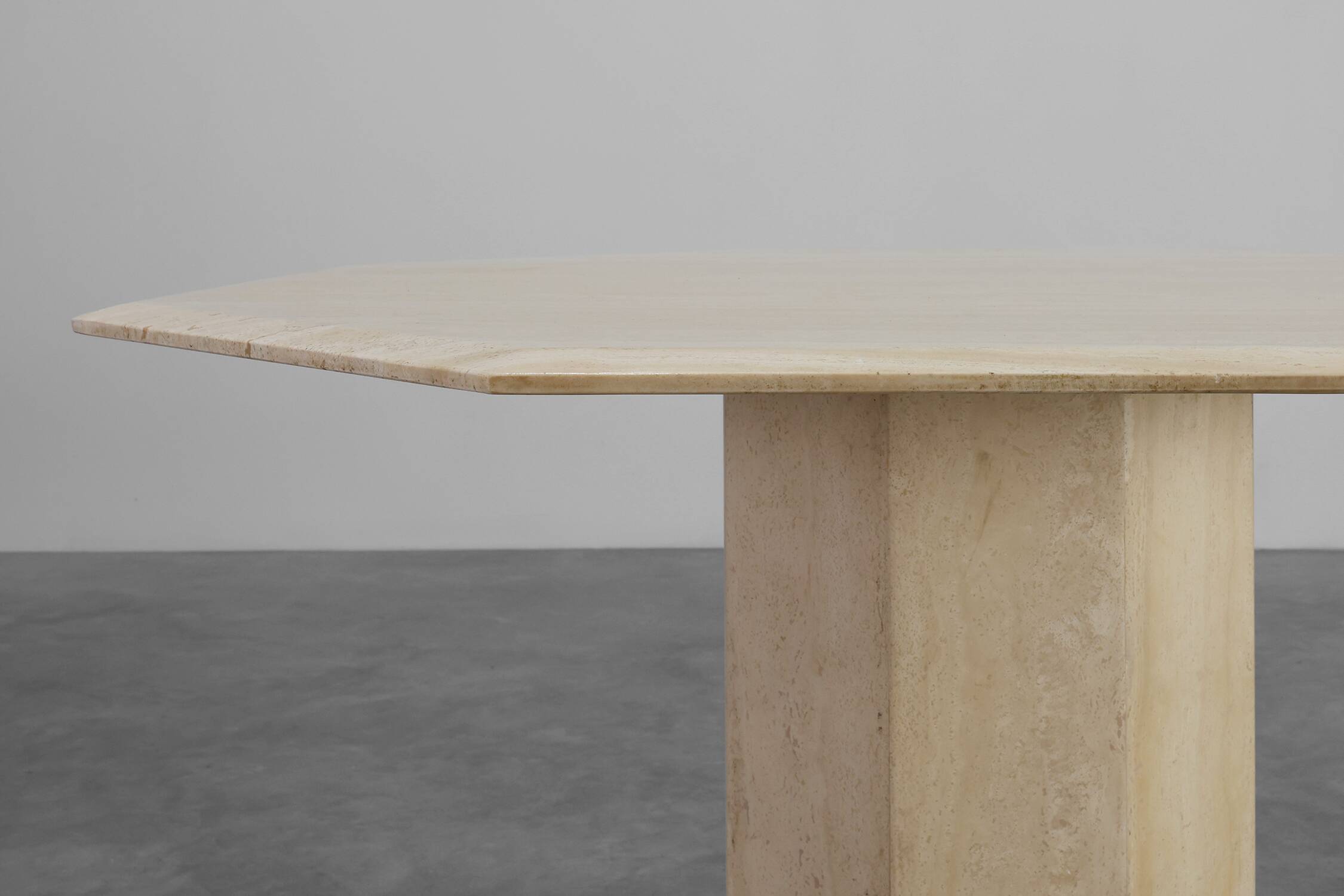 Mid-Century Italian octagonal Travertine Dining Table, 1980s
