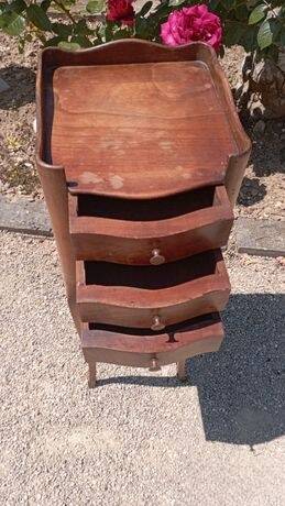 Bedside table