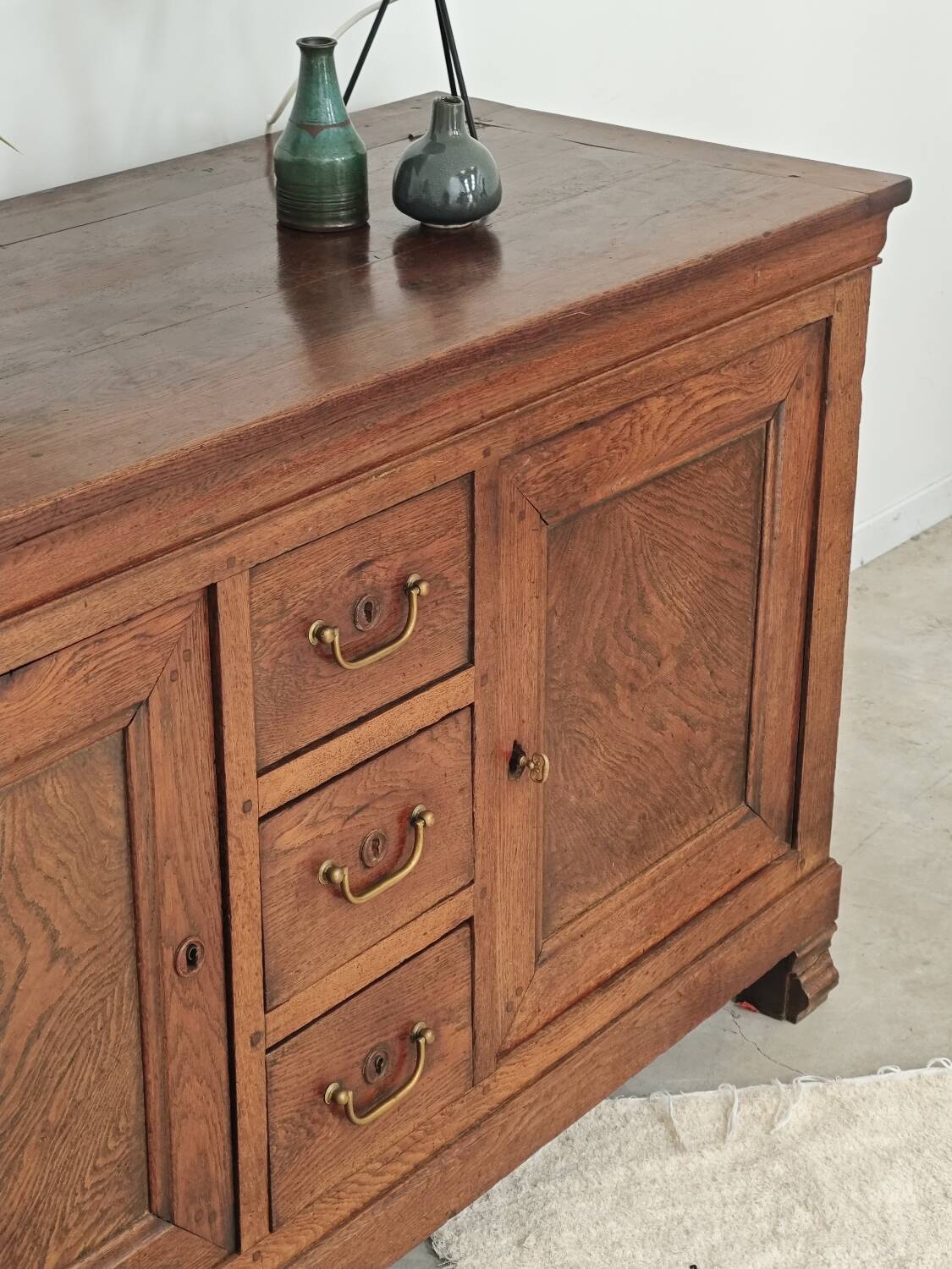 Antique solid wood workbench, dough cabinet from the 18th century.