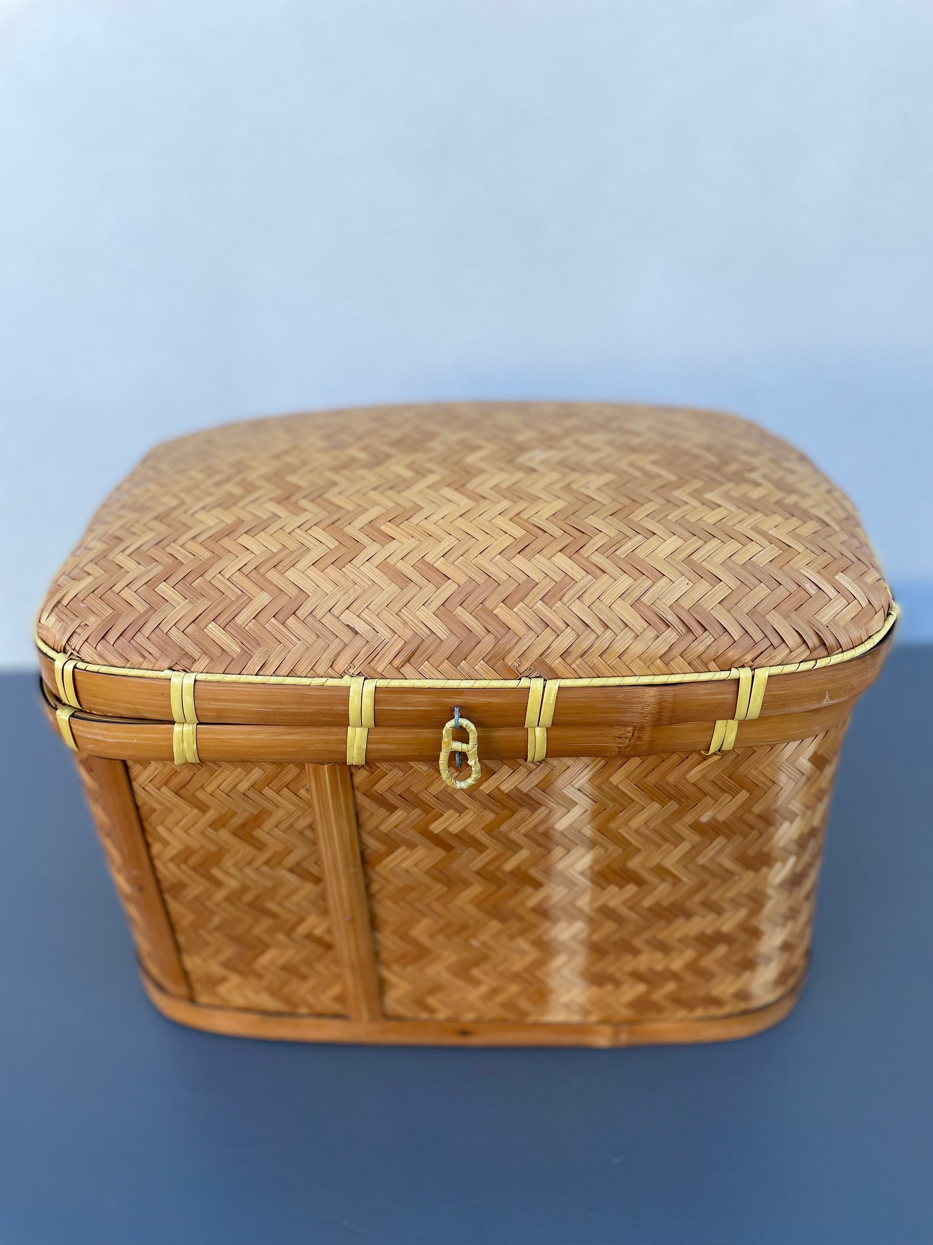 Woven rattan trunk