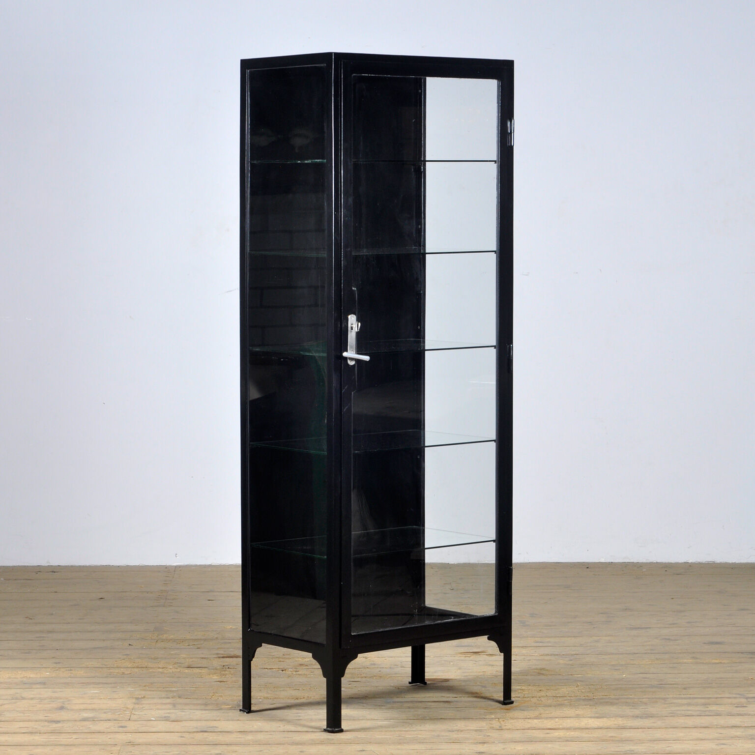 Vitrine médicale en fer et verre années 1930