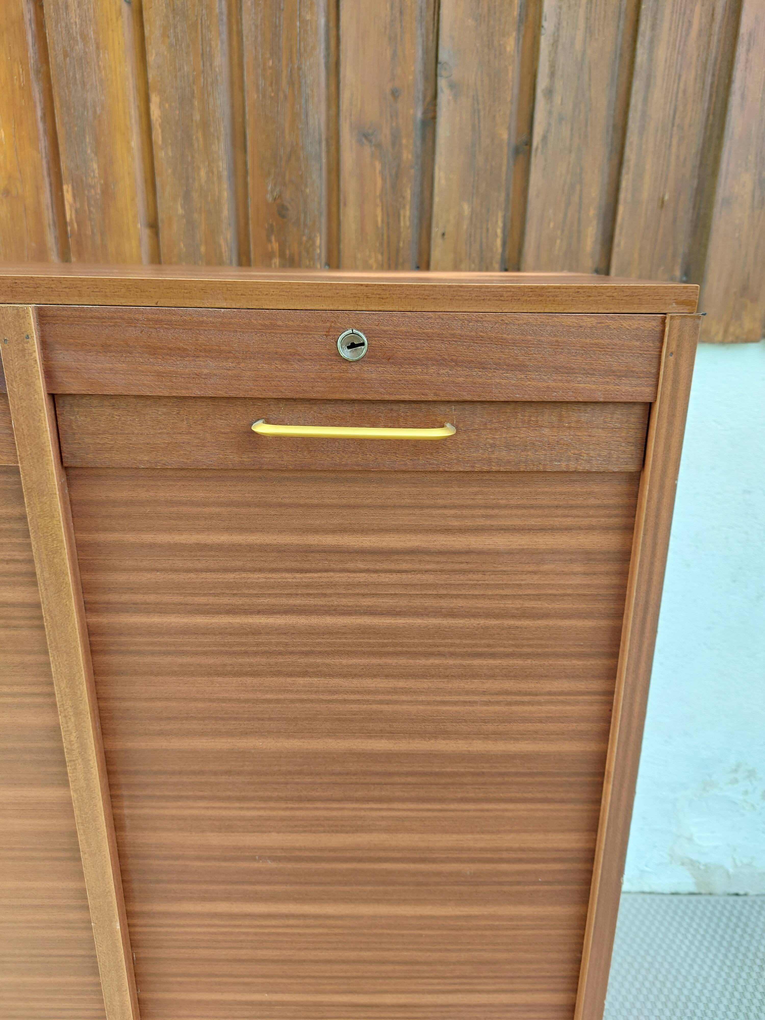 Meuble classeur à rideaux double