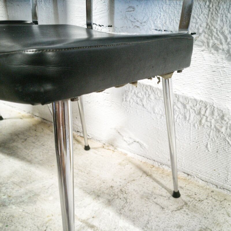 Pair of office chairs oem Strafor