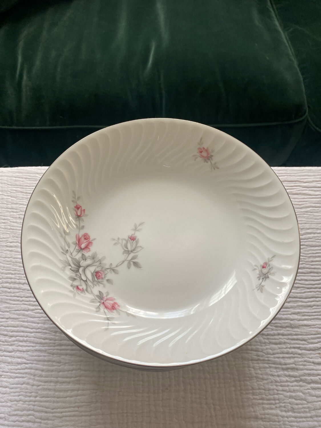 12 vintage Bareuther deep plates