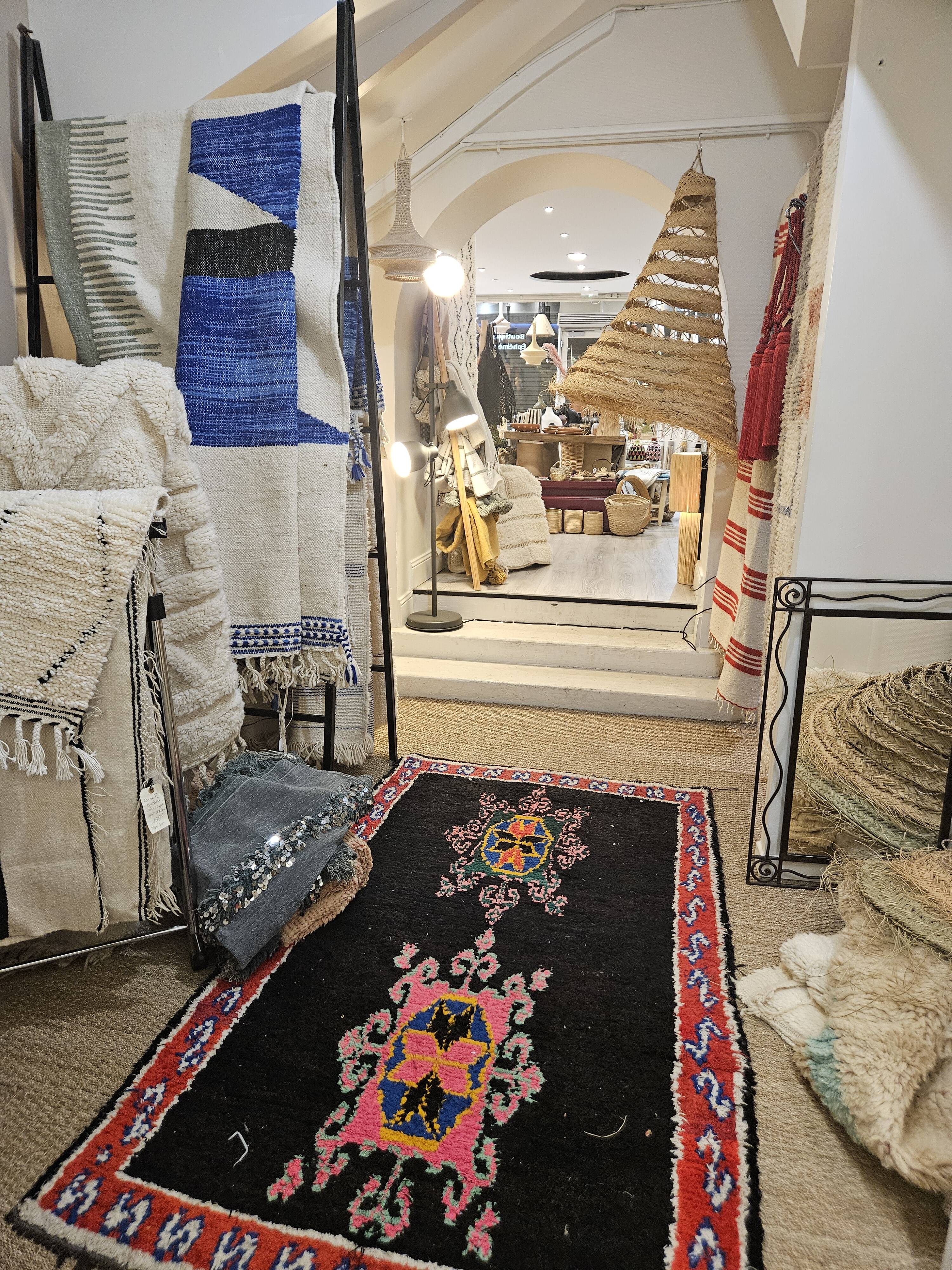 Authentic vintage boucherouite rug made from recycled cotton