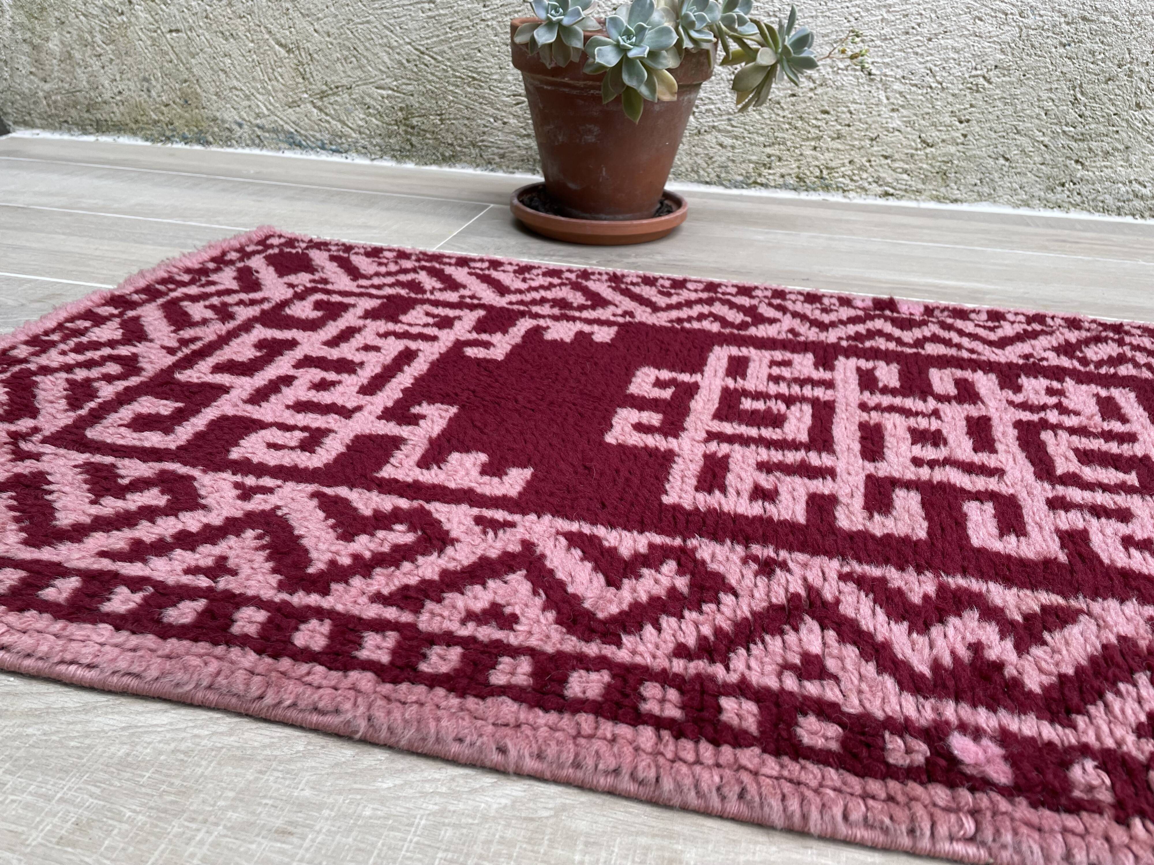 Pure Wool Rug 70s – 126x57cm