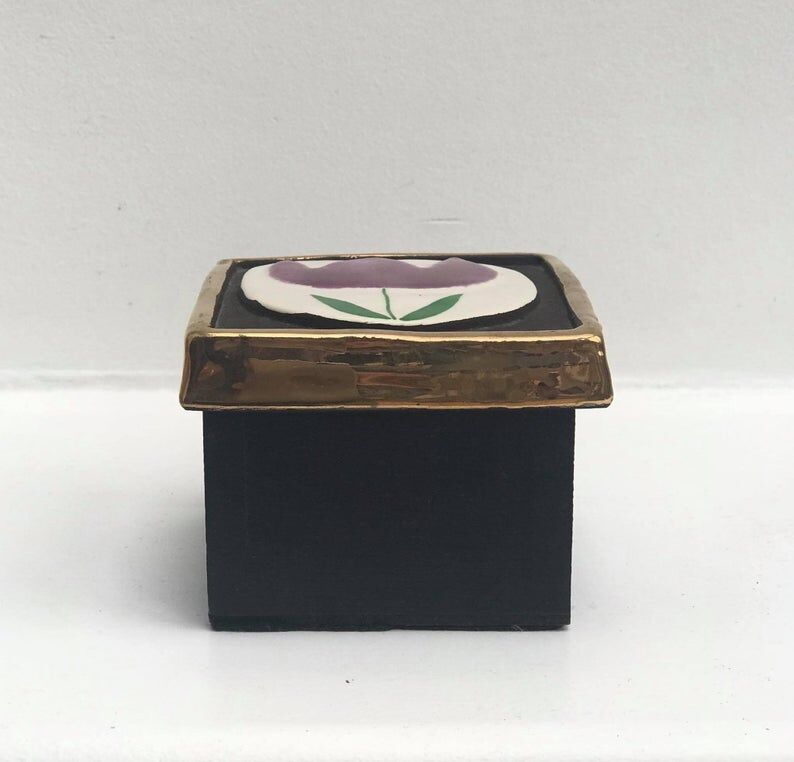 Mithé Espelt ceramic box