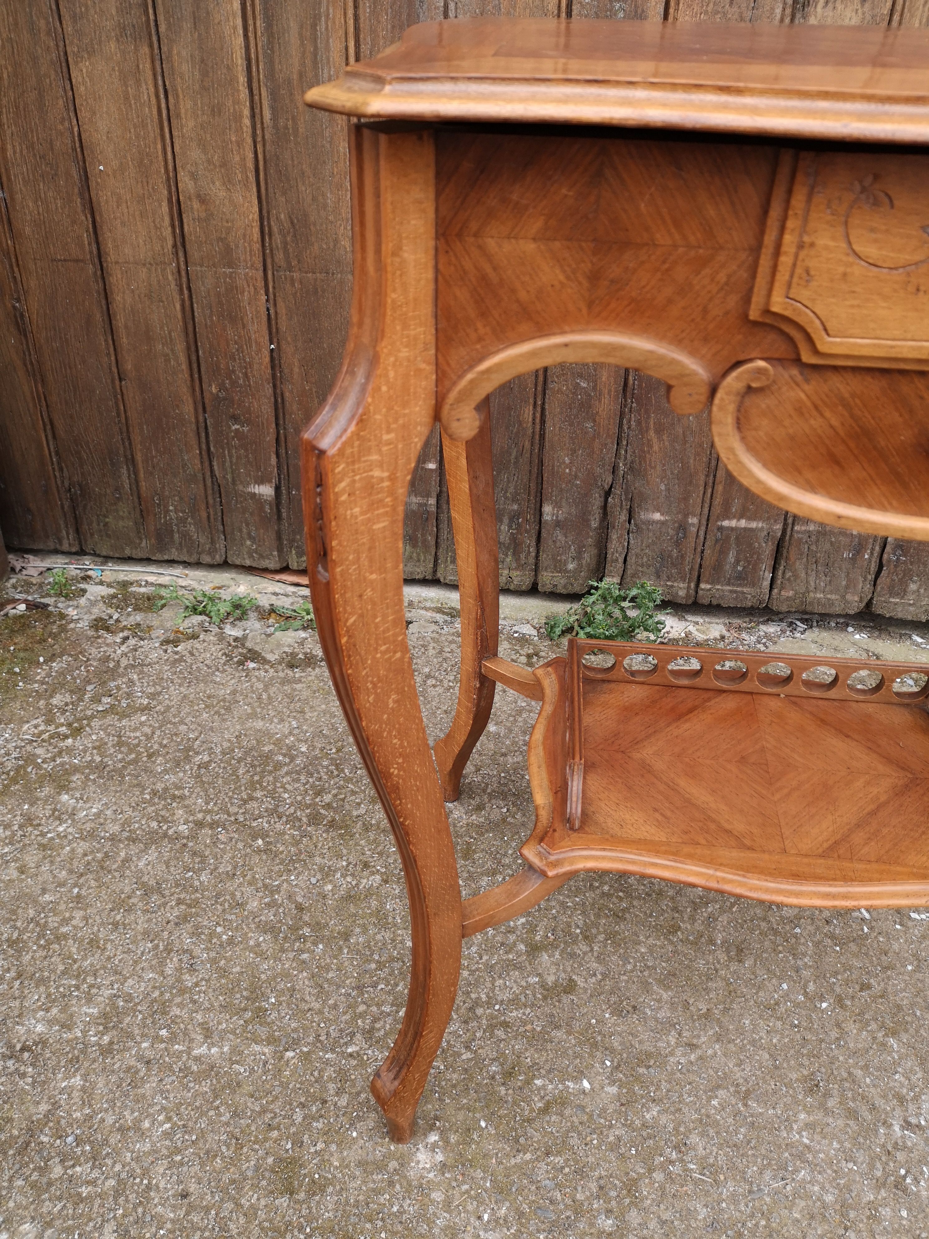 Charming small hairdresser 1900