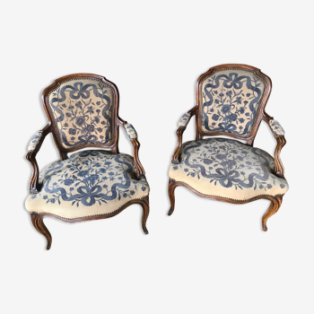 Pair of Louis XV style convertible upholstered cross stitch