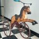 Tricycle cheval en bois et métal
