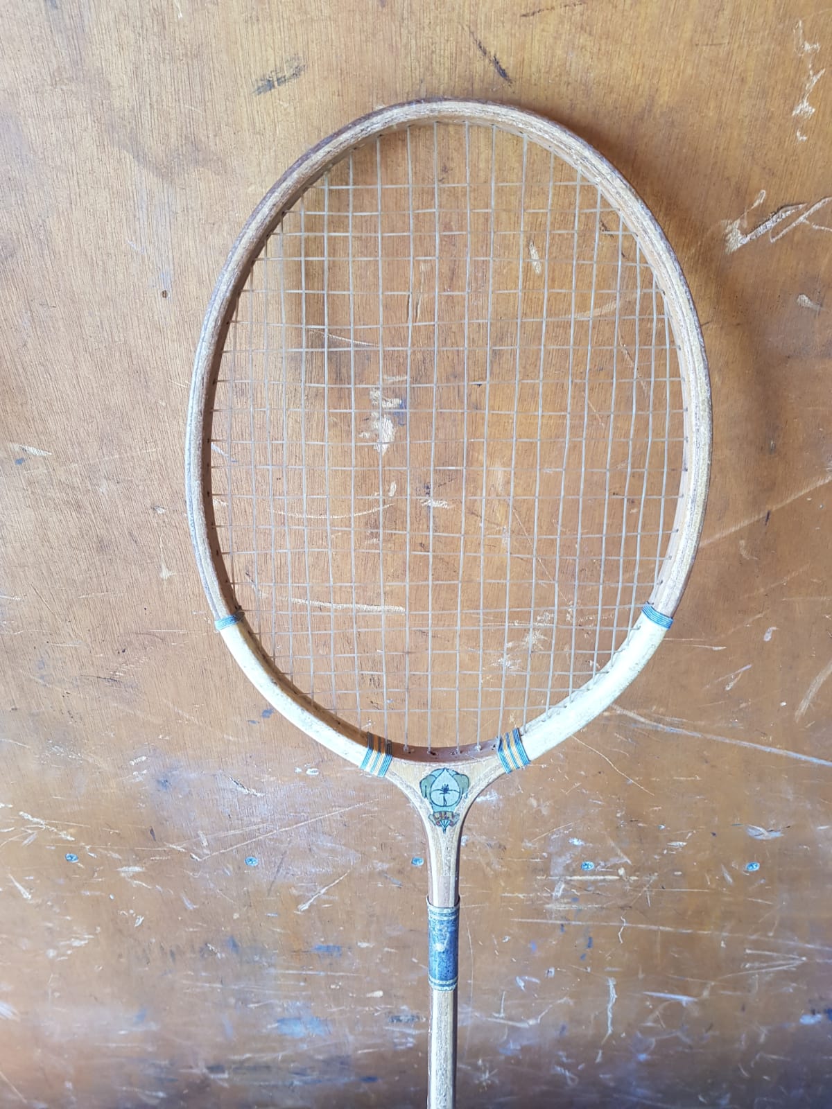 Pair old badminton racket Lily wood