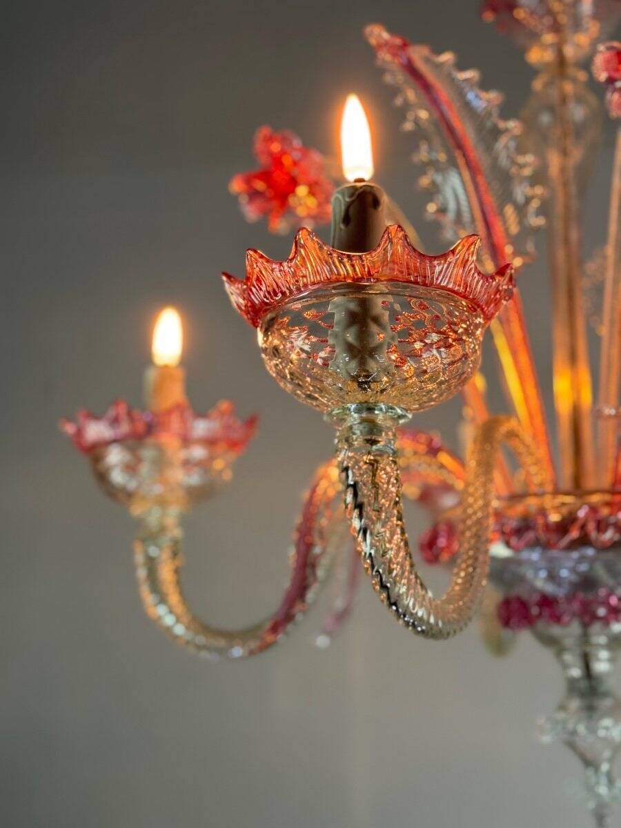 Venetian chandelier in colorless and red Murano glass, 5 light arms, circa 1950