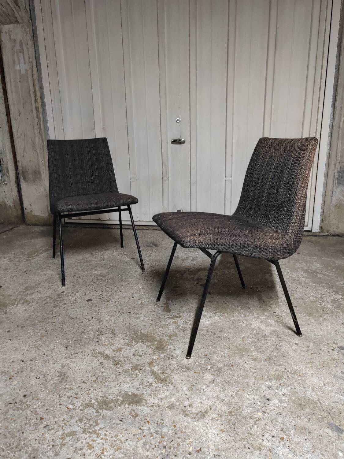 Pair of CM145 chairs by Pierre Paulin