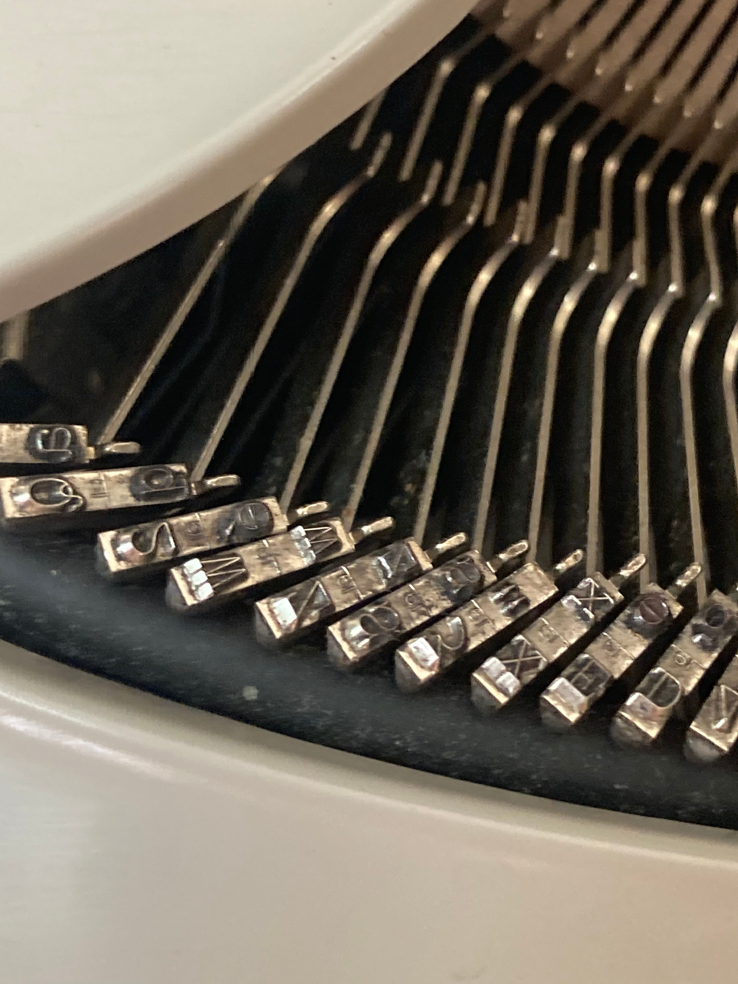 Typewriter Remington envoy