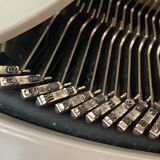 Typewriter Remington envoy