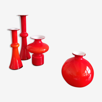 Arrangement of 4 red glass 'Carnaby' vases by Per Lütken for Holmegaard, Denmark 1960's