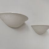 Paire d’applique vintage, plâtre blanc mat façon pierre, France, 1970