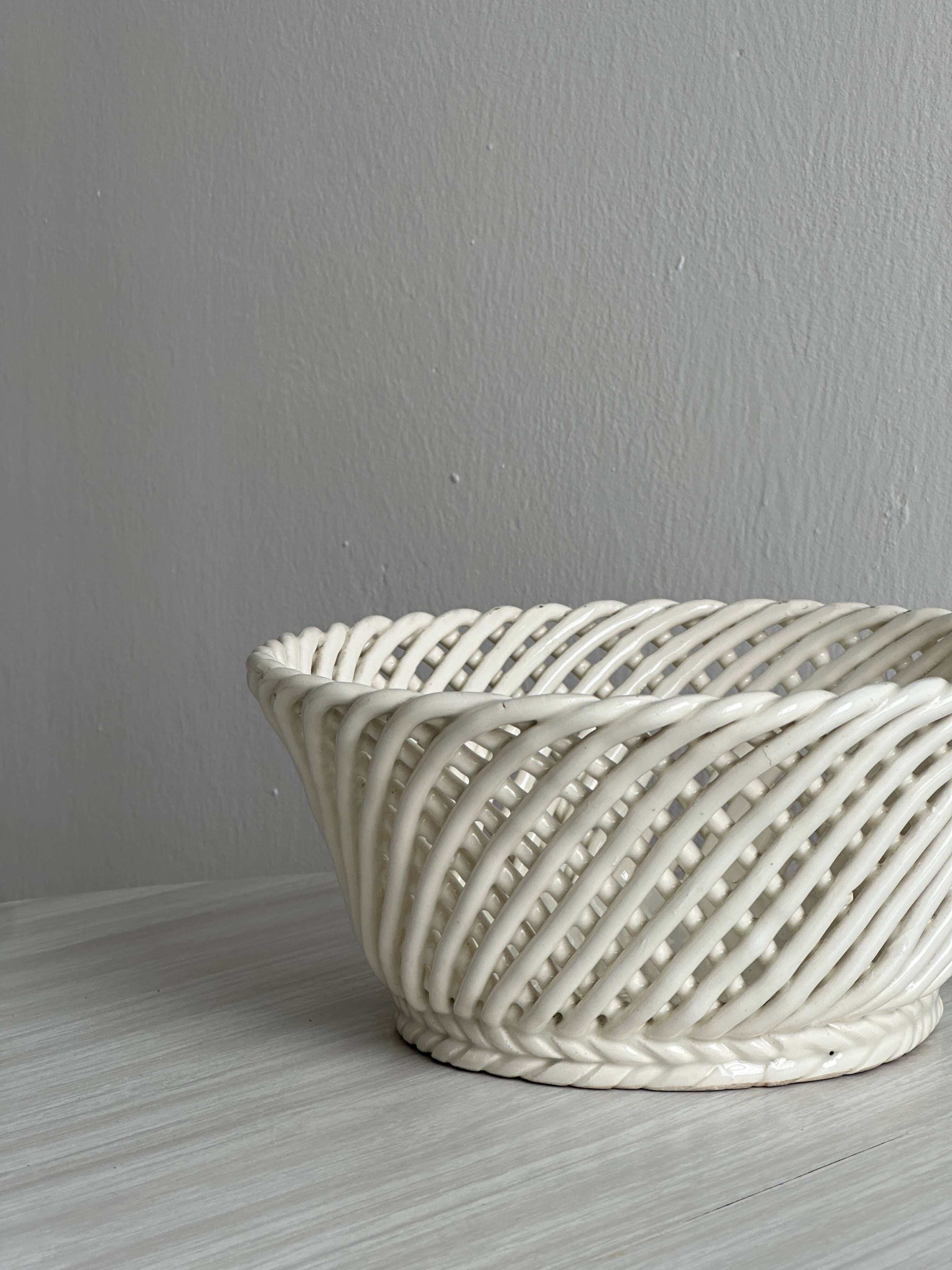 White woven ceramic basket
