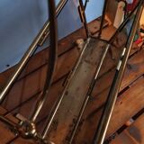 Vintage brass and smoked glass magazine rack - Maison Jansen style - 1970