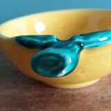 Lemon bowl in slipware