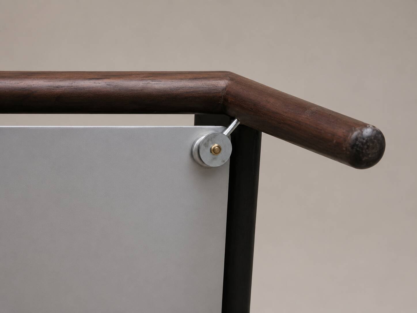 Table basse danoise en palissandre attribuée à Kristian Vedel – années 60