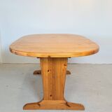 Vintage oval pine table with extendable top