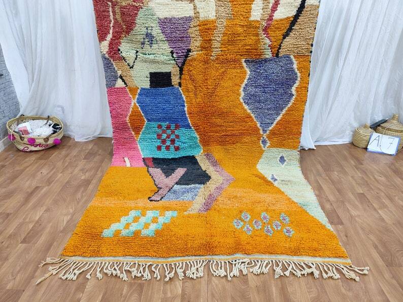 Beni ouarain rug woven in natural wool size 250cmx150cm