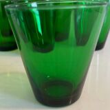 Verres vert transparents