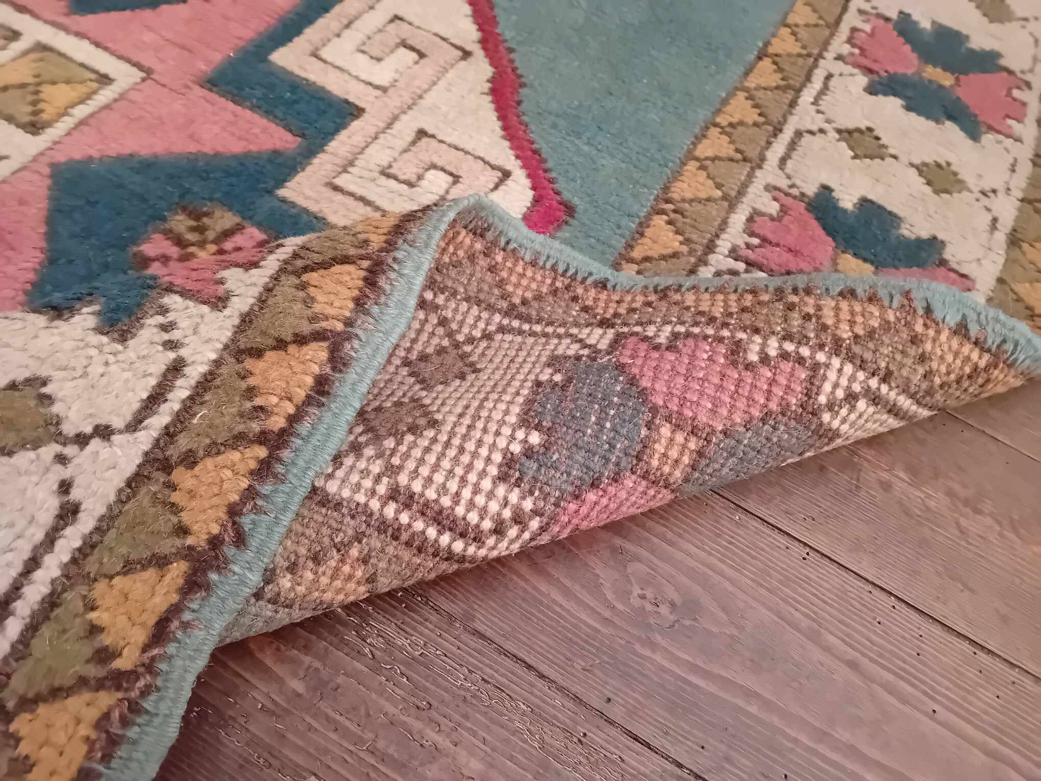 Handmade Anatolian Kars rug 203x117cm