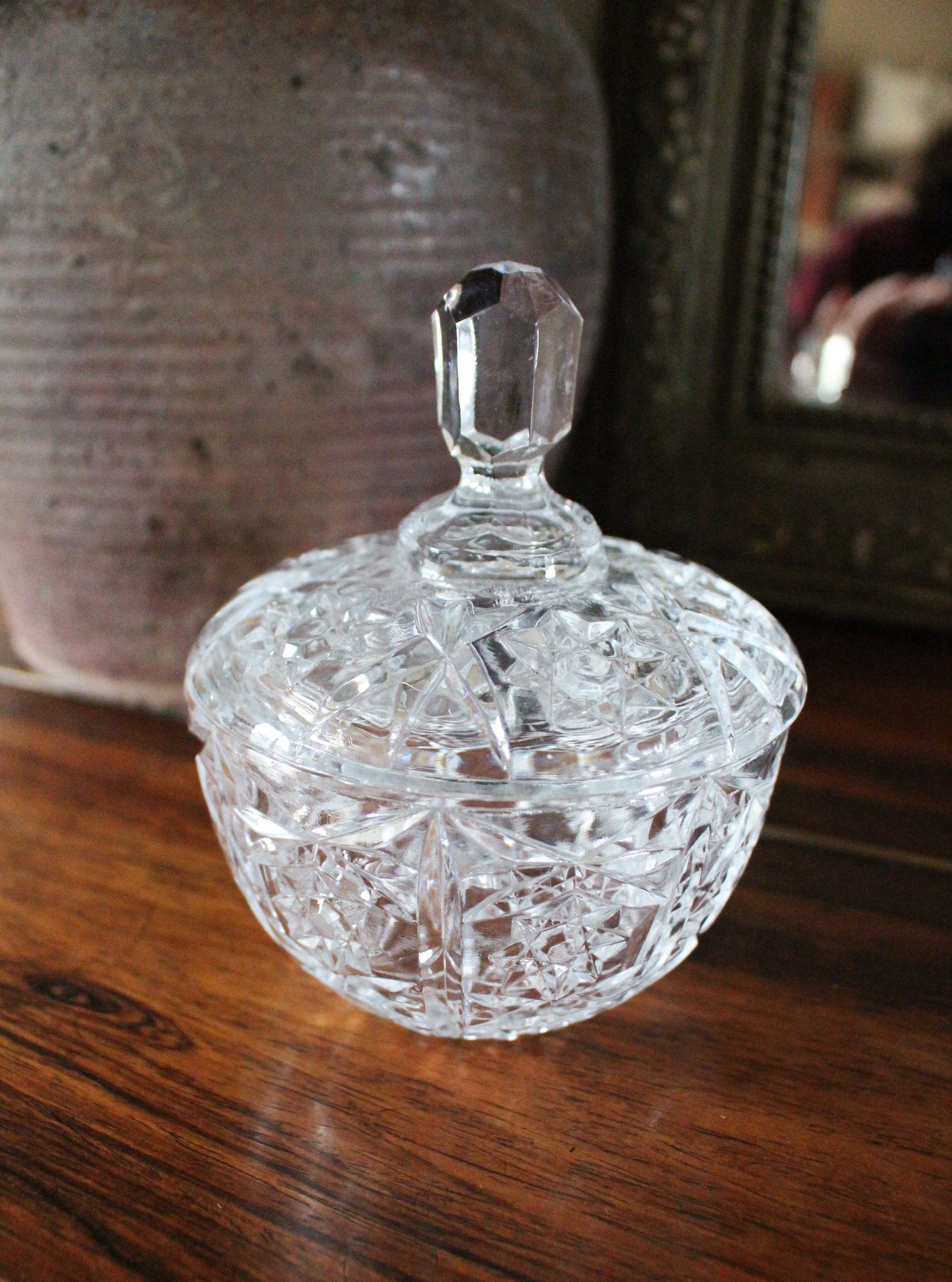 Sweeten Candy glass chiseled flowers