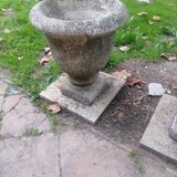 Pair of Medici basins from the 40s - 50s. Garden decoration.