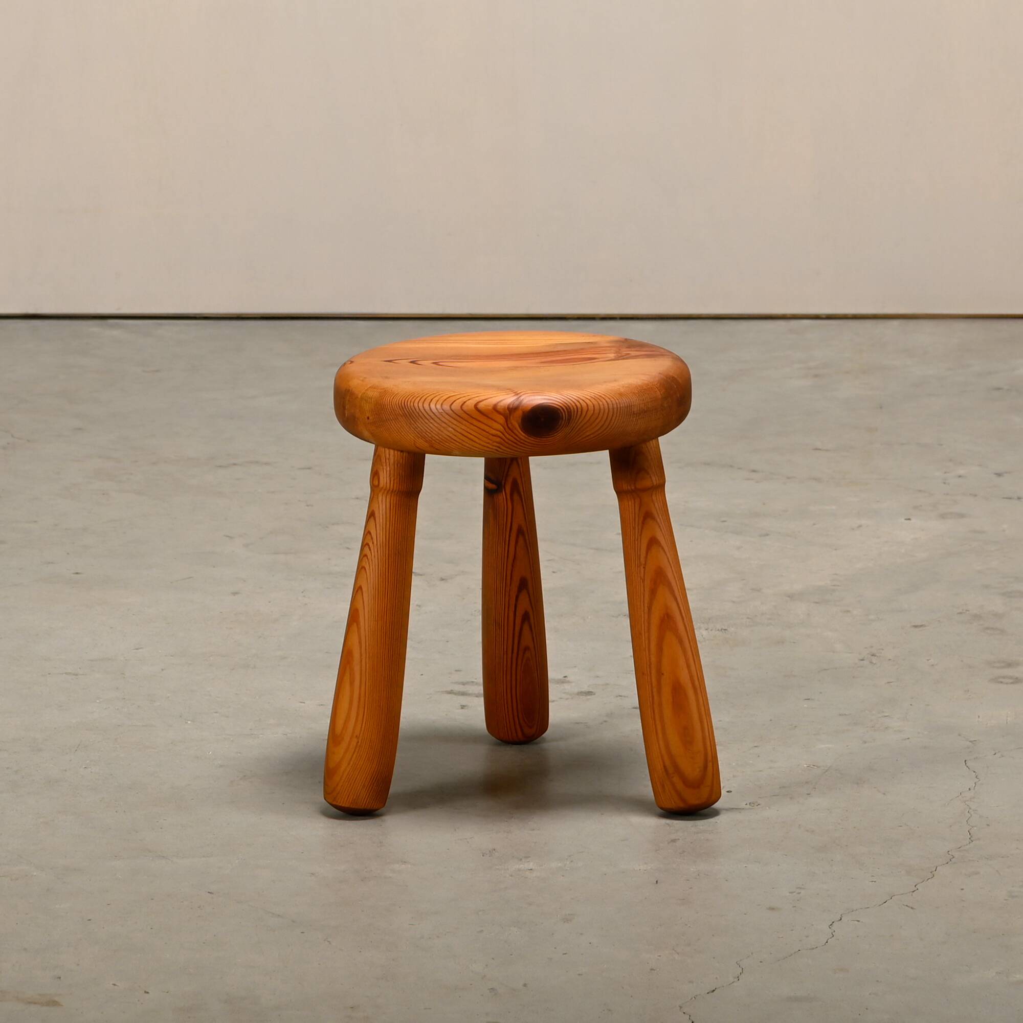Scandinavian wooden tripod Stool solid pine in style of Ingvar Hildingsson