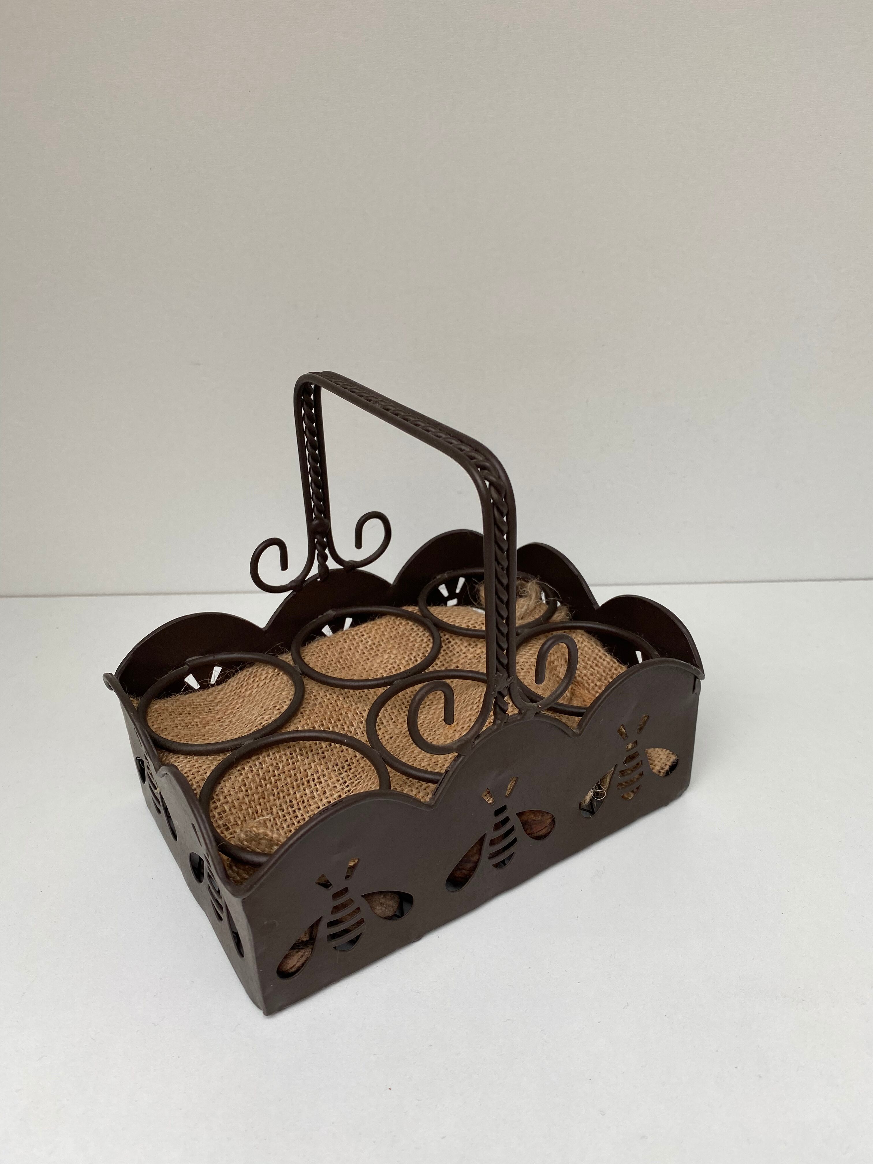 Metal egg basket