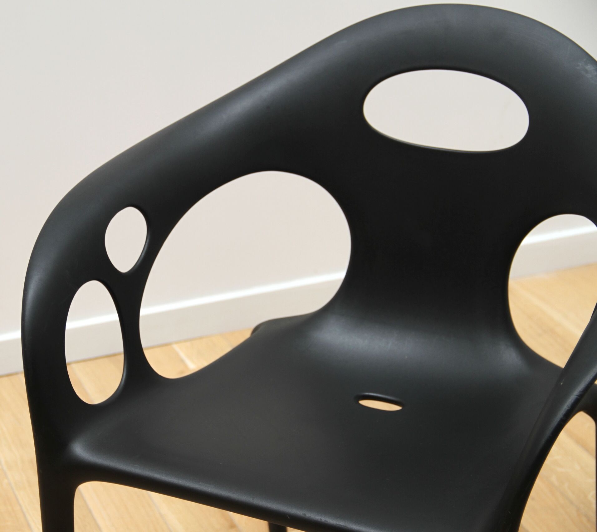 Supernatural Chair, Moroso