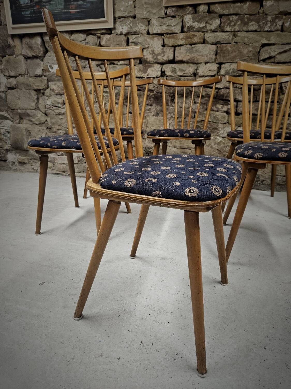 Lot of 6 bistro bar chairs from the 1960s