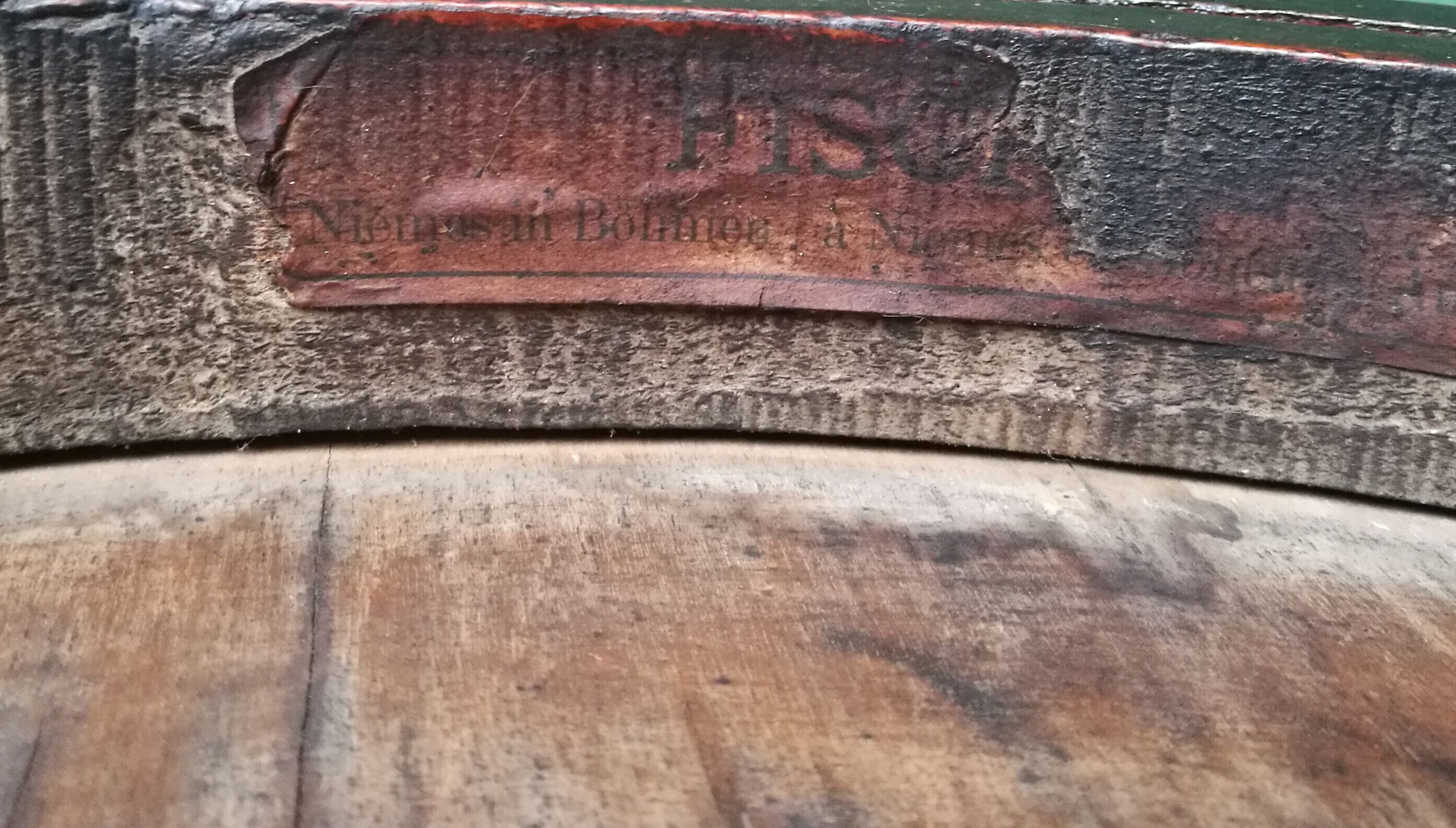 Taxhel bistro chair in curved wood