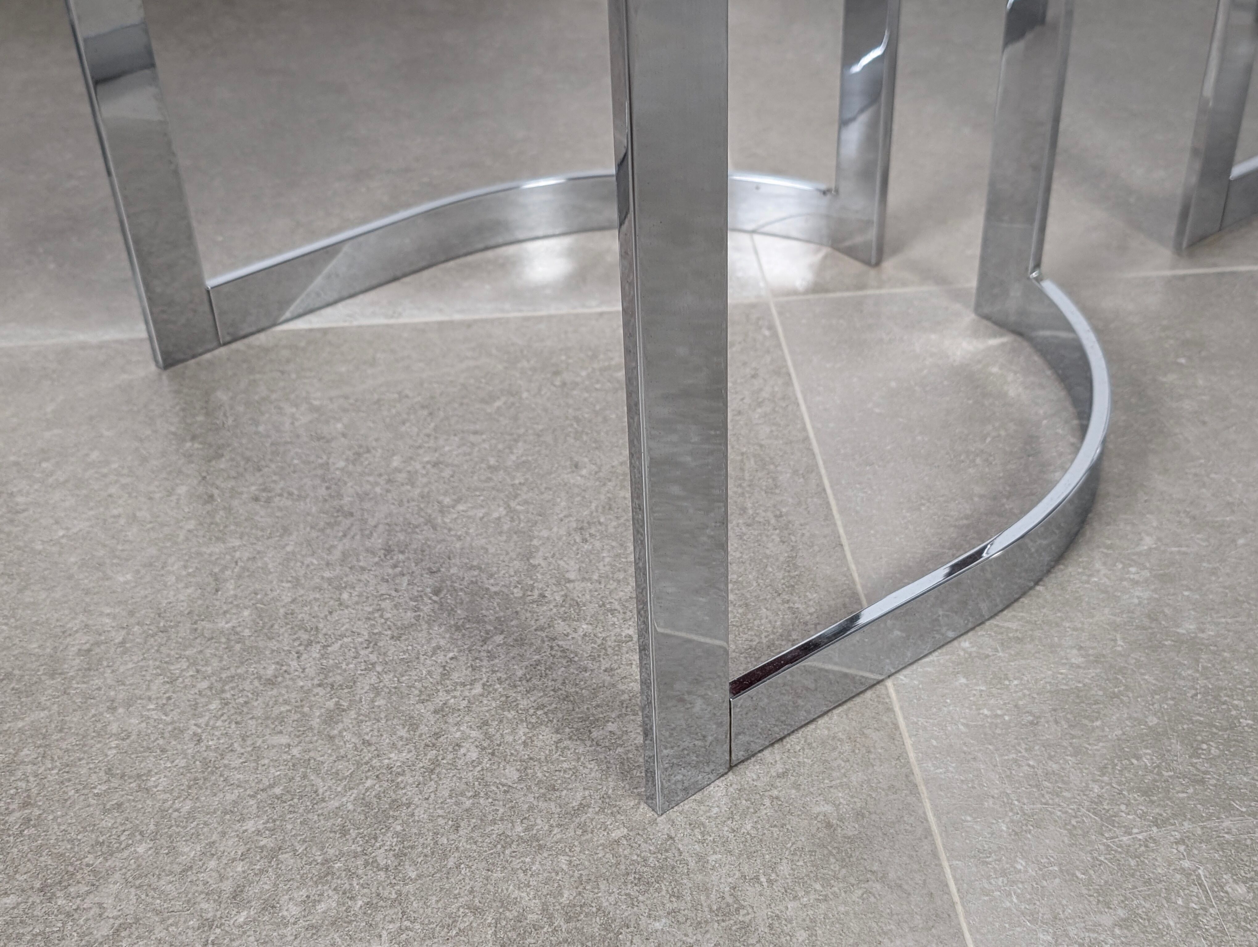 Postmodern chairs in chromed steel and red wood, set of 4, 1980s