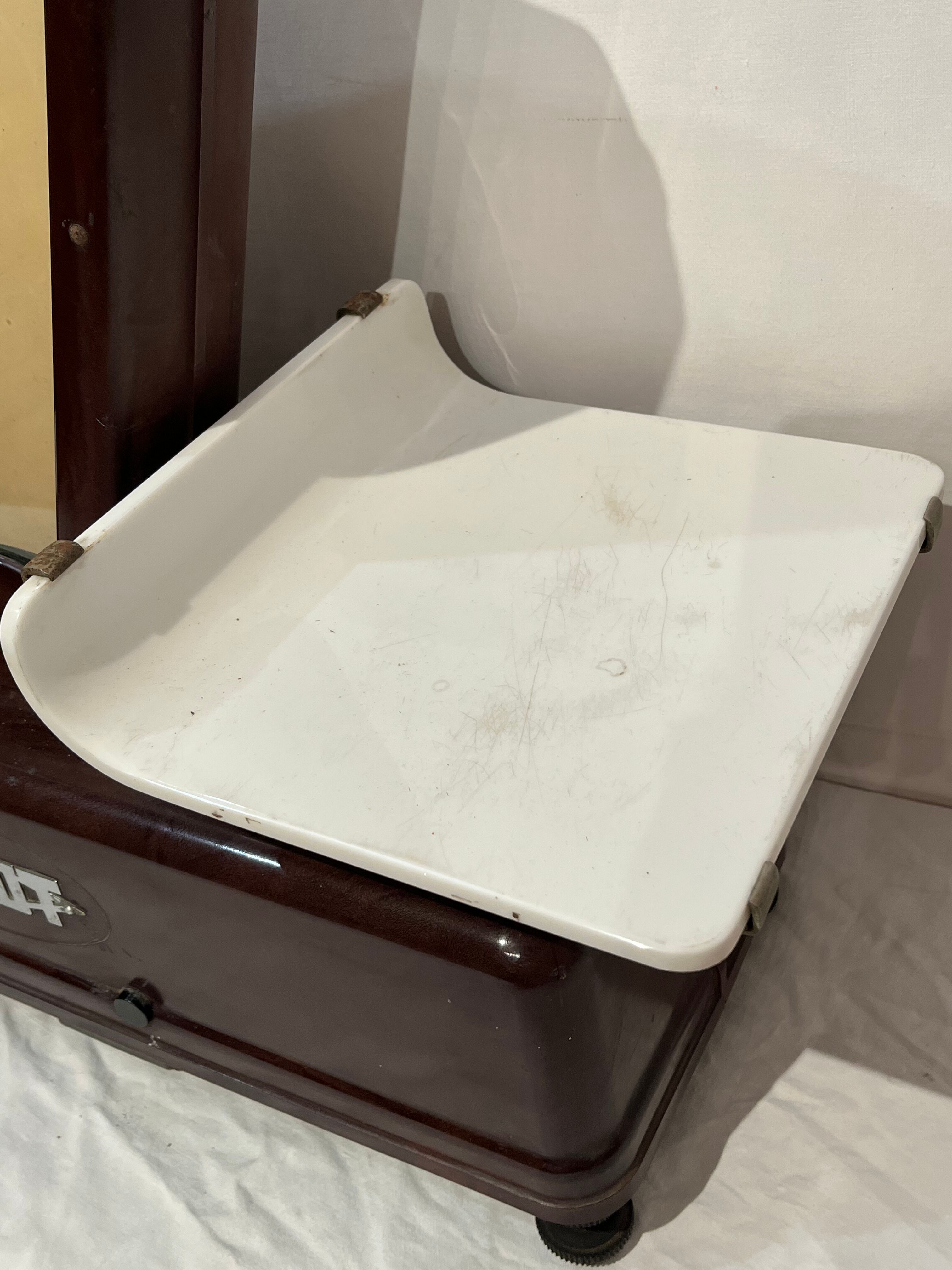 Grocery scale Testud vintage 1950