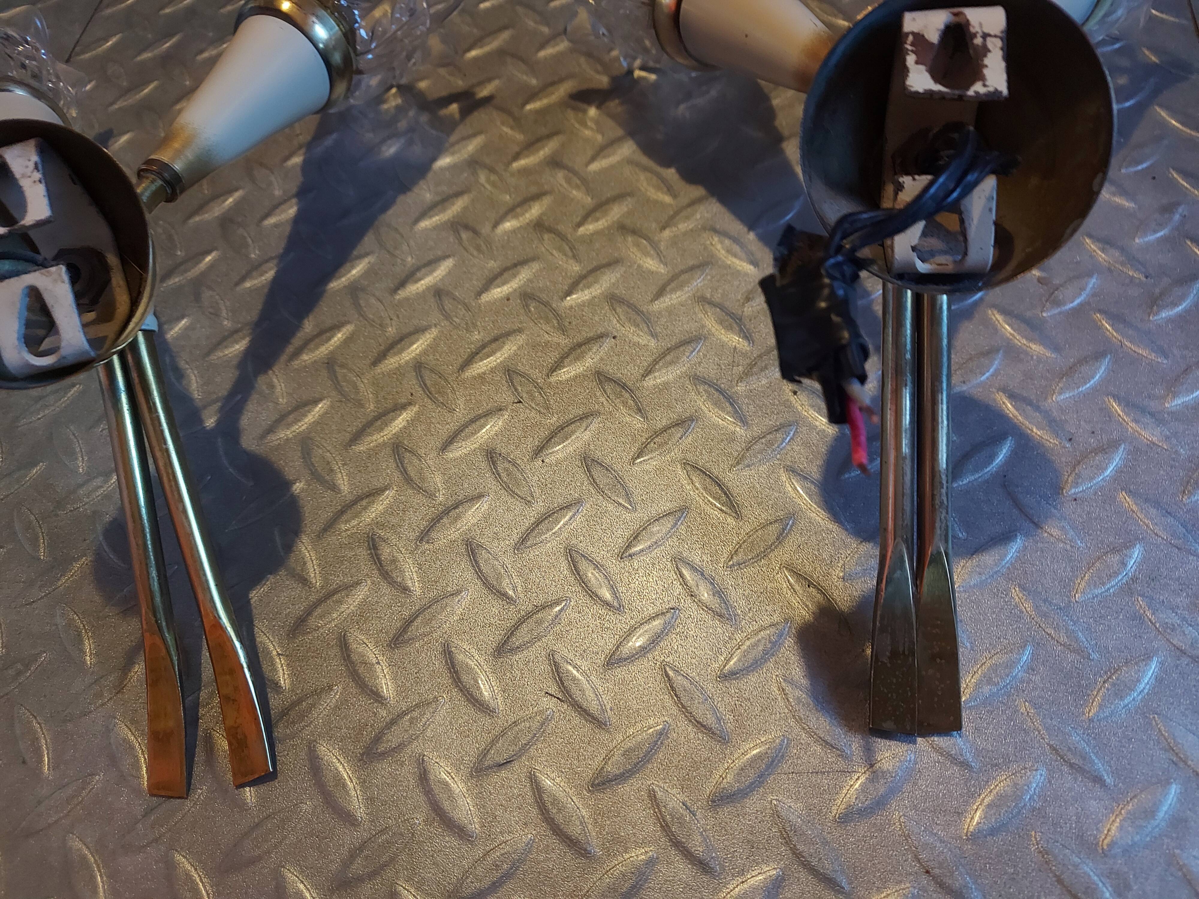 Pair of Lunel brass wall lamps