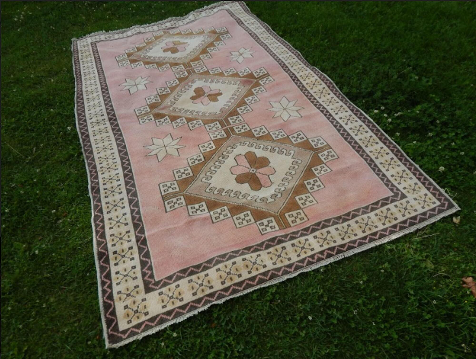 Anatolian oushak kars handwoven ushak area rug (154 x 251 cm)