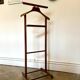 Valet de chambre on dark wood wheels