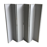 Vintage screen with 6 wooden vents