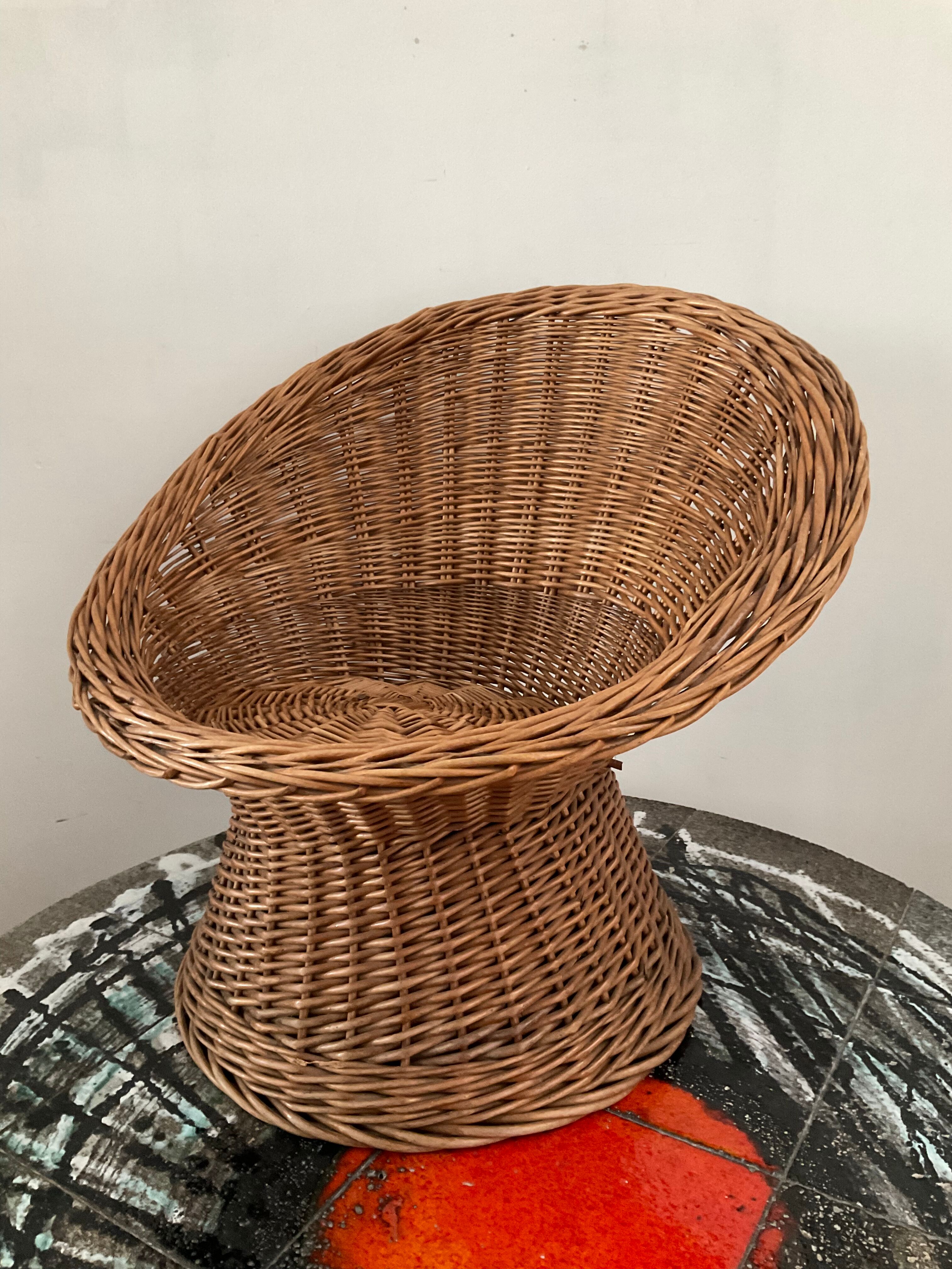 Fauteuil enfant vintage en osier année 70