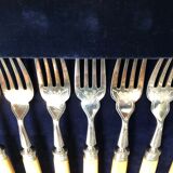 Fish cutlery service